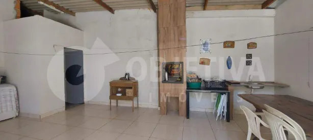 Casa com 3 Quartos à venda, 60m² no Residencial Integração, Uberlândia