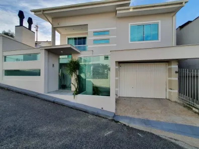 Casa com 4 Quartos à venda, 226m² no Coloninha, Florianópolis