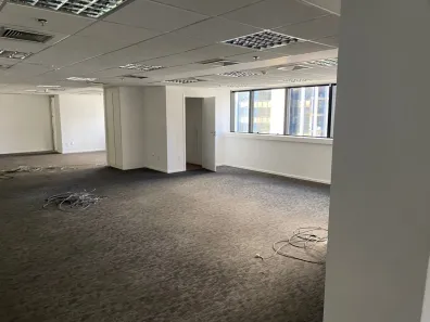 Sala Comercial para alugar, 390m² no Pinheiros, São Paulo