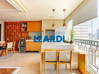 Apartamento com 3 Quartos à venda, 157m² no Vila Olímpia, São Paulo