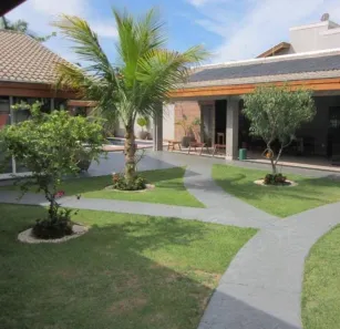 Fazenda/Sítio com 3 Quartos à venda, 303m² no Praia dos Namorados, Americana