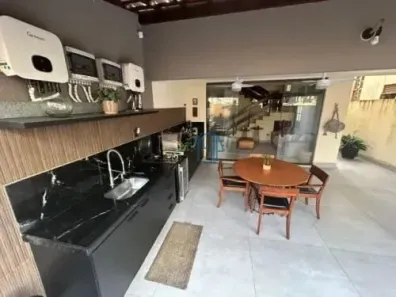 Casa com 4 Quartos à venda, 213m² no Nova Descoberta, Natal