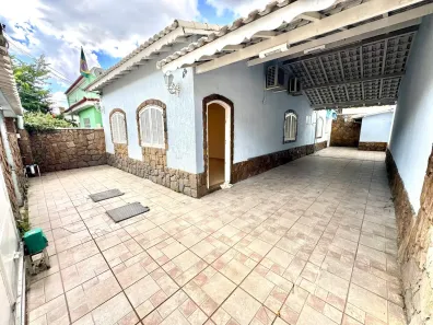 Casa com 2 Quartos à venda, 180m² no Califórnia, Nova Iguaçu