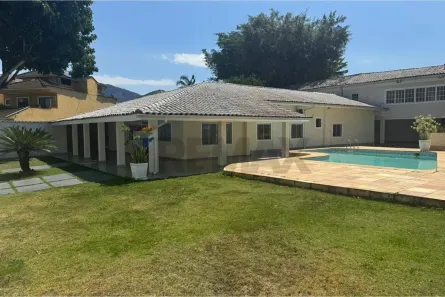 Casa de Condomínio com 3 Quartos para alugar, 470m² no Barra da Tijuca, Rio de Janeiro