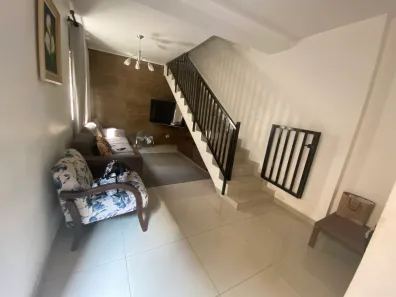 Sobrado com 4 Quartos à venda, 180m² no Jardim Japão, São Paulo
