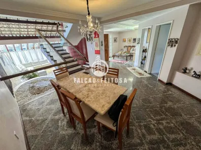 Casa com 5 Quartos à venda, 444m² no Itaigara, Salvador