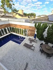 Sobrado com 3 Quartos à venda, 365m² no Morada da Colina, Uberlândia