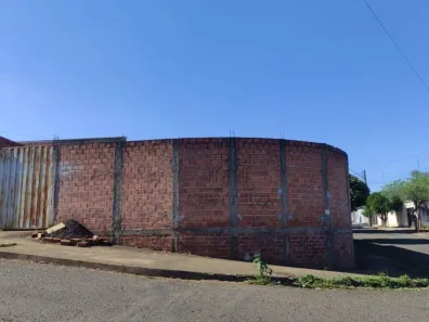 Lote/Terreno à venda, 198m² no Jardim Tarobá I, Londrina