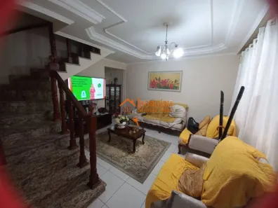 Sobrado com 2 Quartos para alugar, 132m² no Jardim Moreira, Guarulhos