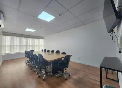Sala Comercial para alugar, 36m² no Ponta da Praia, Santos
