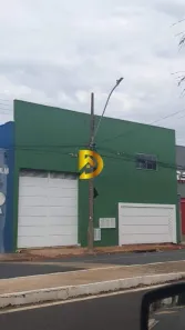 Galpão/Depósito/Armazém para alugar, 148m² no Bom Retiro, Uberaba
