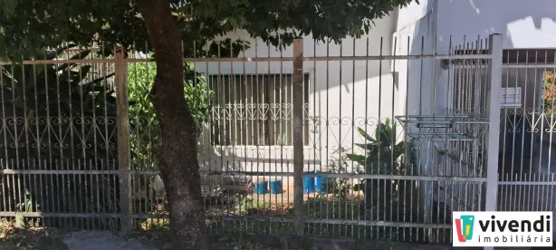 Casa com 3 Quartos à venda, 244m² no Água das Flores, Jundiaí