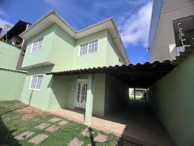 Casa com 4 Quartos à venda, 360m² no Benfica, Juiz de Fora