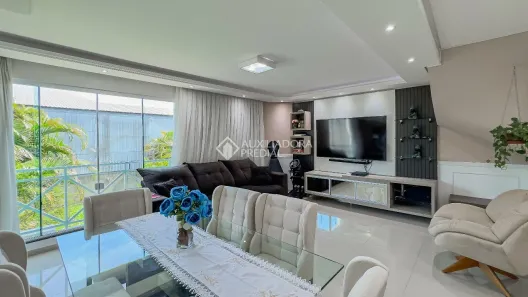 Casa de Condomínio com 3 Quartos à venda, 180m² no Sarandi, Porto Alegre