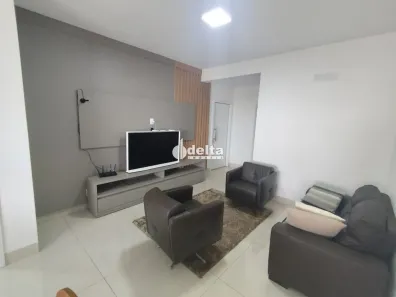 Apartamento com 3 Quartos para alugar, 146m² no Tubalina, Uberlândia