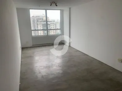 Sala Comercial à venda, 28m² no Santa Rosa, Niterói