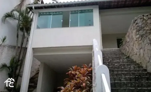 Casa com 3 Quartos à venda, 197m² no São Francisco, Niterói