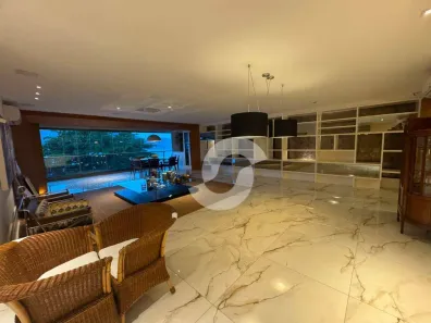 Apartamento com 4 Quartos à venda, 250m² no São Francisco, Niterói