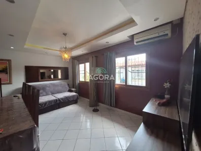 Casa com 3 Quartos para alugar, 80m² no São José, Canoas