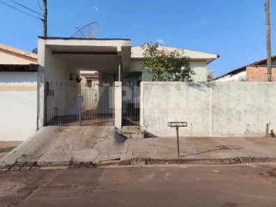 Casa com 3 Quartos à venda, 143m² no Vila Carmem, São Carlos