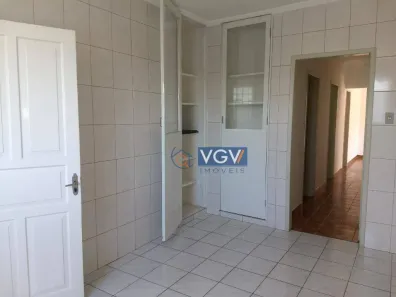 Casa com 4 Quartos à venda, 170m² no Vila Fachini, São Paulo