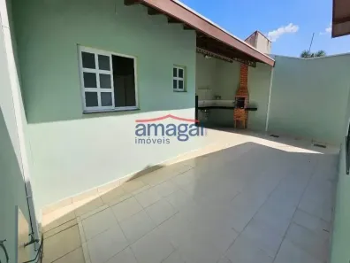 Casa com 3 Quartos para alugar, 209m² no Jardim Flórida, Jacareí