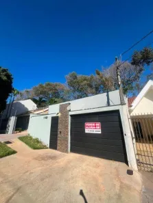 Casa com 3 Quartos para alugar, 200m² no Jardim Guaporé, Maringá