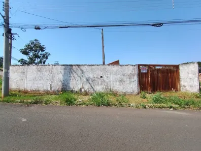 Lote/Terreno à venda, 240m² no Jardim das Palmeiras, Bady Bassitt