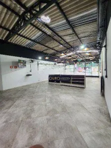 Galpão/Depósito/Armazém para alugar, 250m² no Vila Cláudia, São Paulo
