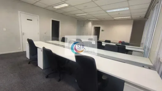 Sala Comercial para alugar, 226m² no Vila Olímpia, São Paulo