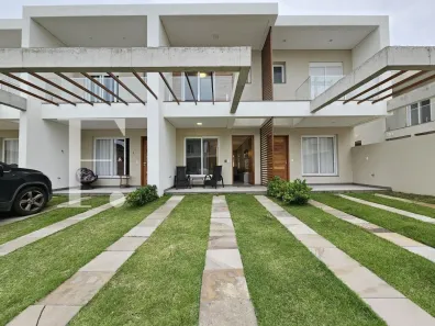 Sobrado com 2 Quartos à venda, 119m² no Capão da Canoa, Capão da Canoa