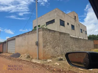 Sobrado com 4 Quartos à venda, 180m² no Residencial Morro da Cruz, Brasília