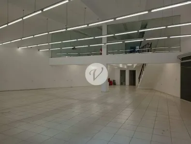 Prédio Comercial para alugar, 730m² no Santa Terezinha, Santo André