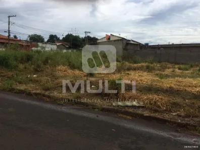 Lote/Terreno com 1 Quarto à venda, 320m² no Lagoinha, Uberlândia