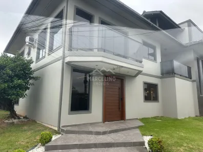 Casa com 5 Quartos à venda, 300m² no Village, Imbituba