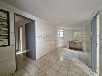 Casa com 2 Quartos para alugar, 65m² no Setor Novo Horizonte, Goiânia