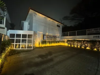 Sobrado com 14 Quartos para venda ou aluguel, 600m² no Jardim América, São Paulo