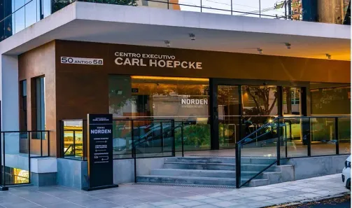 Sala Comercial para alugar, 126m² no Centro, Florianópolis