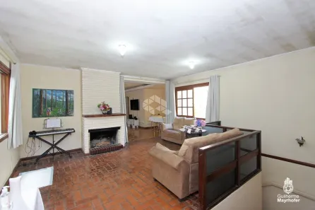 Casa com 4 Quartos à venda, 173m² no Chácara das Pedras, Porto Alegre