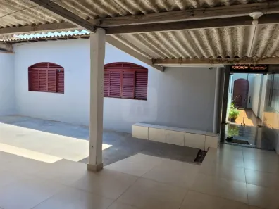 Casa com 4 Quartos à venda, 262m² no Custódio Pereira, Uberlândia
