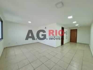 Sala Comercial para alugar, 36m² no Vila Valqueire, Rio de Janeiro