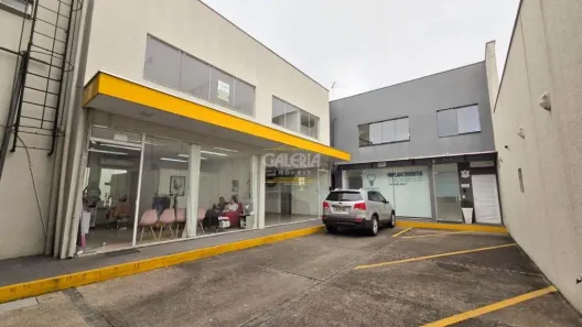 Sala Comercial para alugar, 230m² no Anita Garibaldi, Joinville