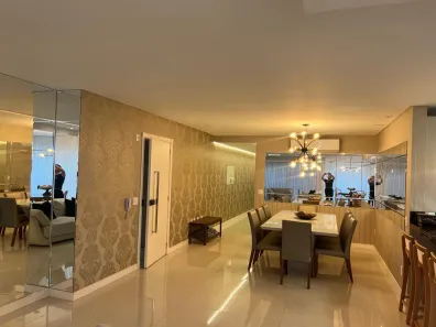Apartamento com 3 Quartos à venda, 140m² no Meia Praia, Itapema