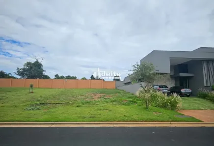 Lote/Terreno à venda, 456m² no Granja Marileusa, Uberlândia