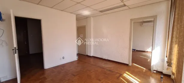 Sala Comercial à venda, 52m² no Centro Histórico, Porto Alegre