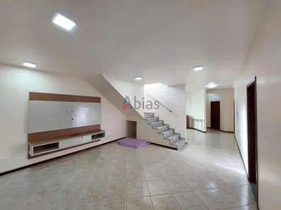 Casa com 3 Quartos para alugar, 300m² no Vila Deriggi, São Carlos