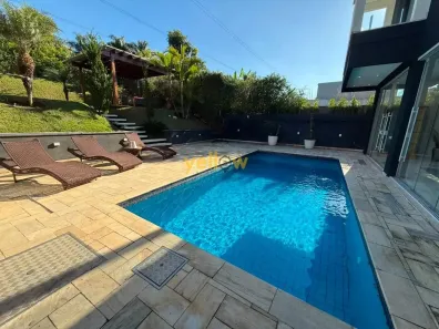 Casa de Condomínio com 3 Quartos para alugar, 270m² no Parque Residencial Itapeti, Mogi das Cruzes