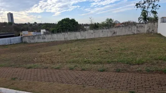Lote/Terreno à venda, 660m² no Residencial Villa Dumont, Bauru