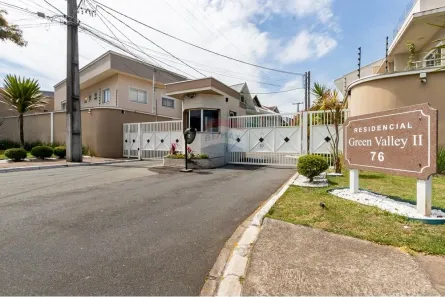 Casa de Condomínio com 3 Quartos à venda, 264m² no Uberaba, Curitiba