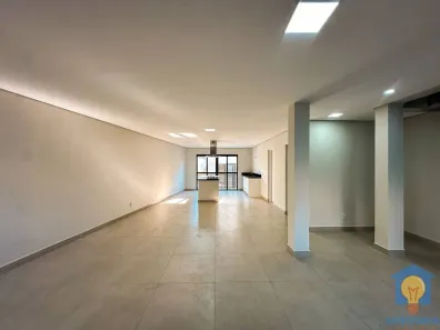 Casa com 3 Quartos para alugar, 226m² no Chácara Pavoeiro, Cotia